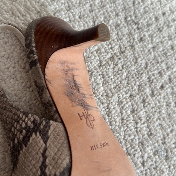 Cole Haan Slingback Heels | sz 8.5 B | neutral snakeskin color like new - Picture 8 of 10